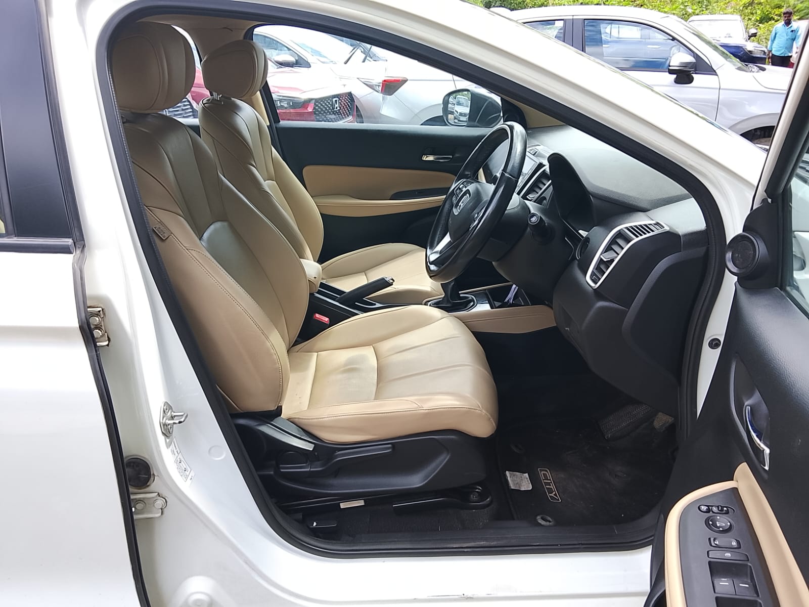 Honda City(2019-2023) V Petrol Bs-vi